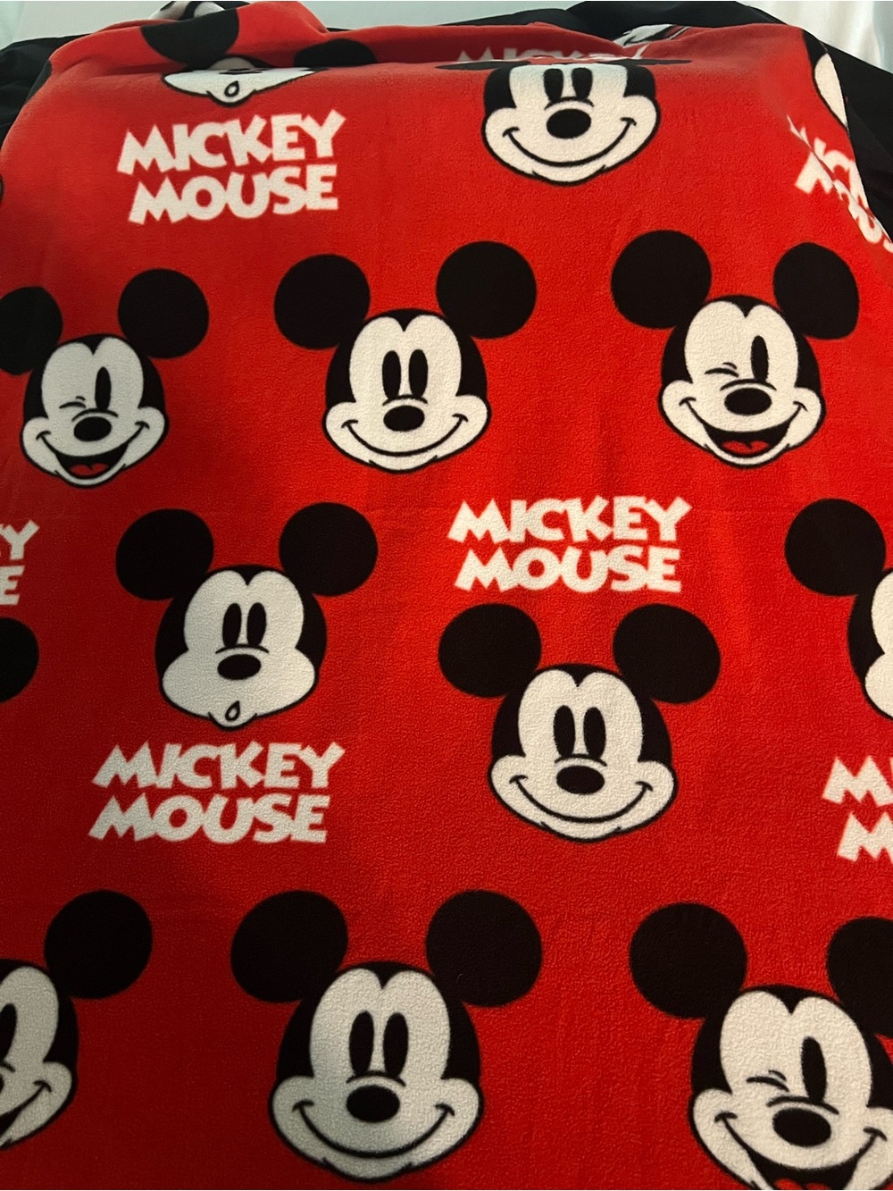 Mickey Mouse Red Kids Fleece Throw